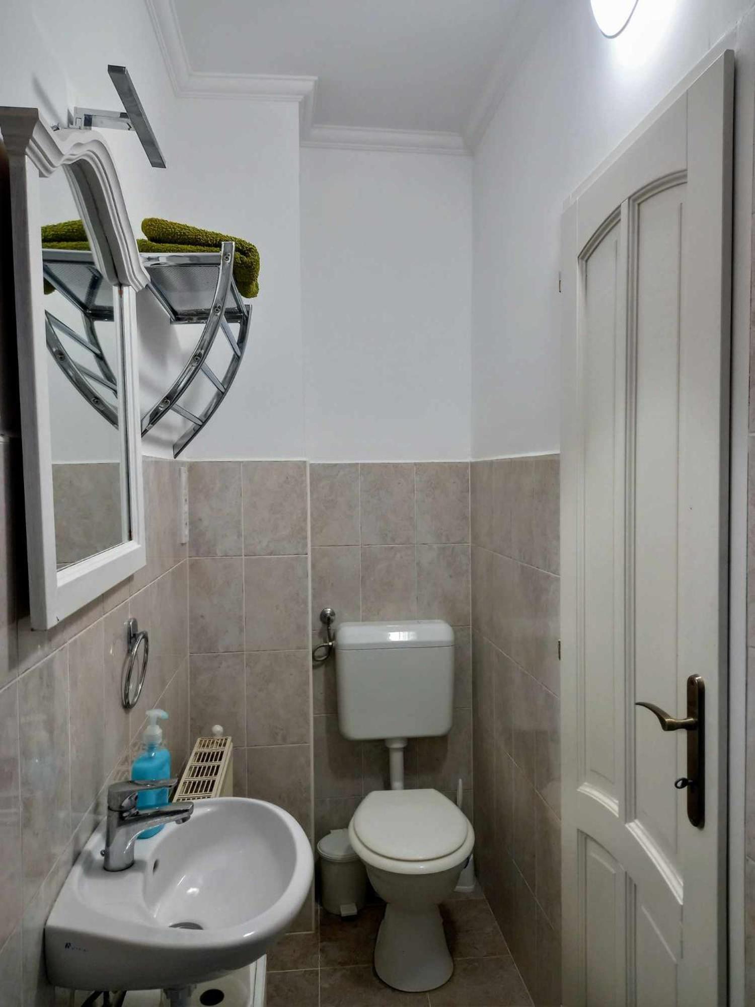 Bike&Night Apartment Baracska Exterior photo